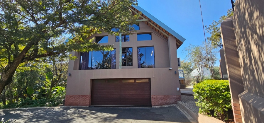 6 Bedroom Property for Sale in Hartbeesfontein North West